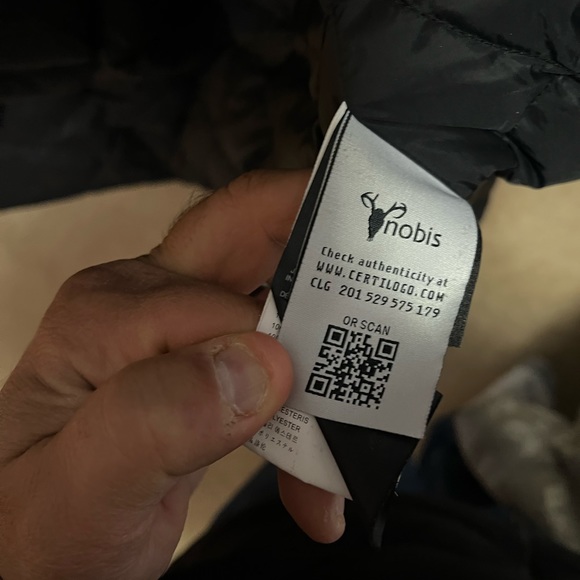 Brand New Women’s Nobis parka. - Picture 4 of 12